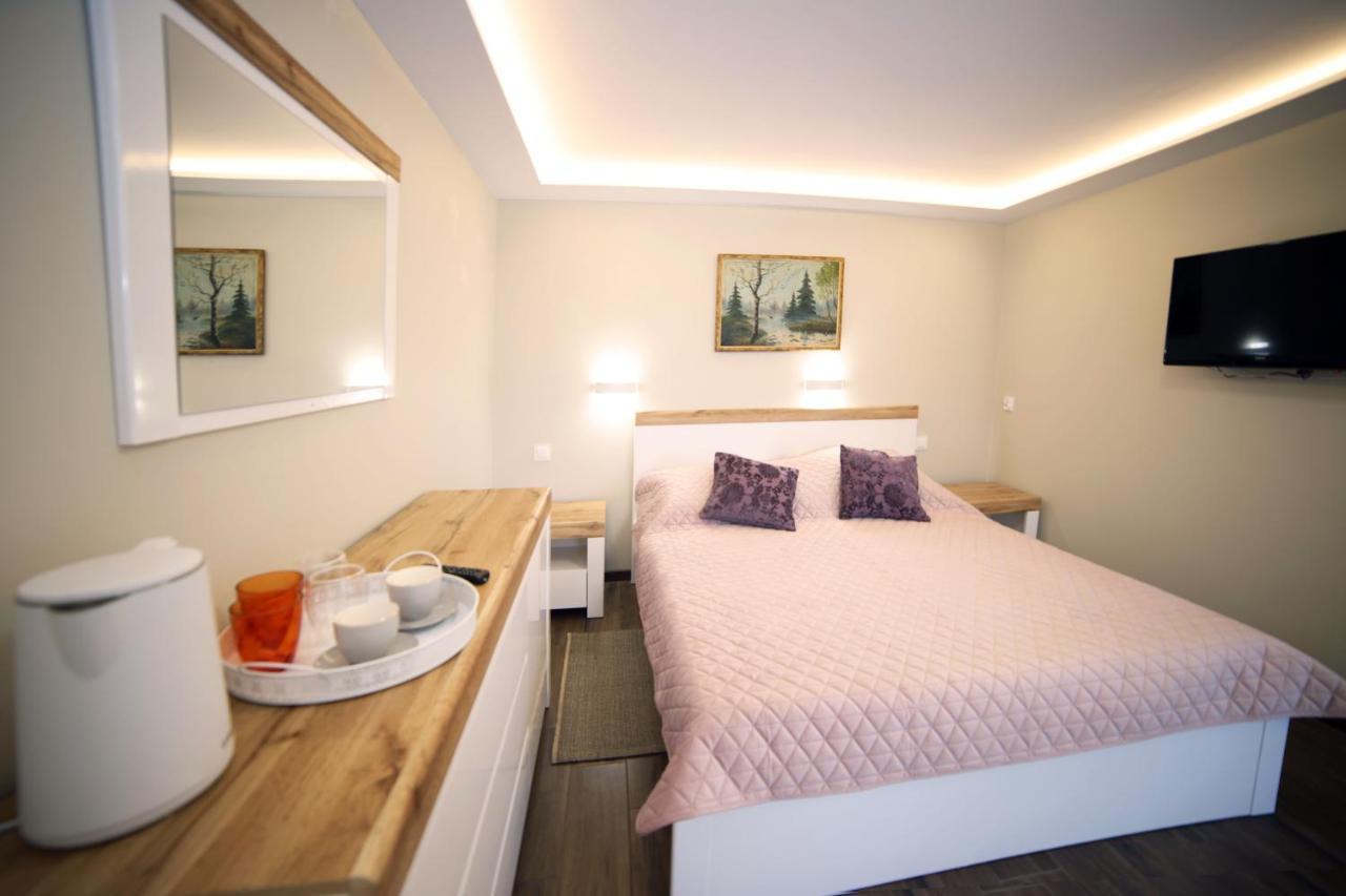 Villa Azalia เวบา ภายนอก รูปภาพ